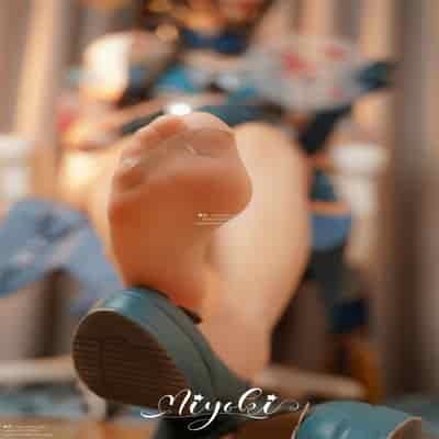 [铃木美咲(Misaki Suzuki)] 美脚的赐福 阮•梅